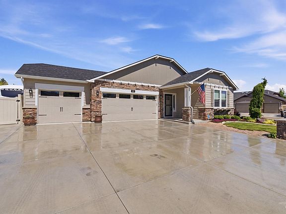 5th image of 802 W Dallan Woods Way