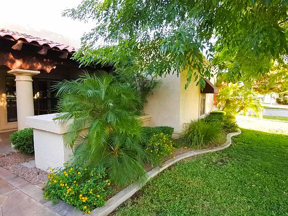 5th image of 1521 N Orangewood Dr
