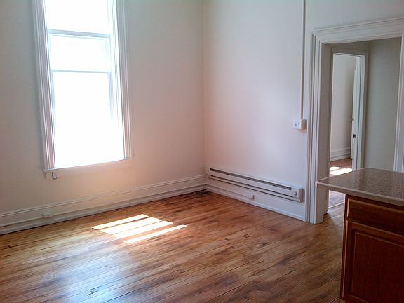 4th image of 124 S Main St APT 2B