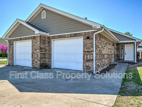 2nd image of 1322 Commerce Dr