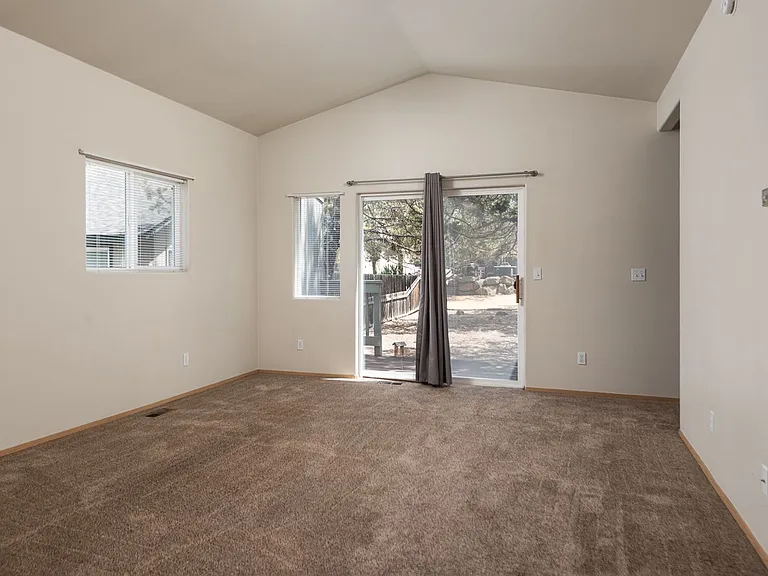 2358 NE Ocker Dr #14 — Photo 13