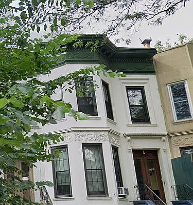 1st image of 696 Park Pl #1