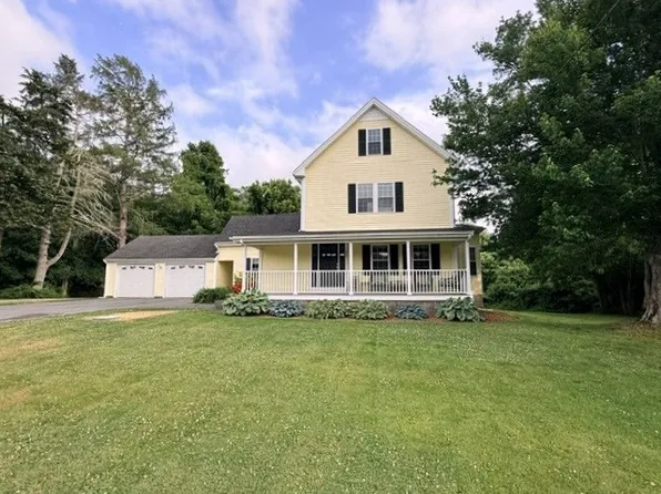 529 Crescent St, East Bridgewater, MA 02333