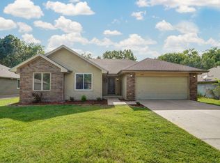3625 S Leawood Ave, Springfield, MO 65807