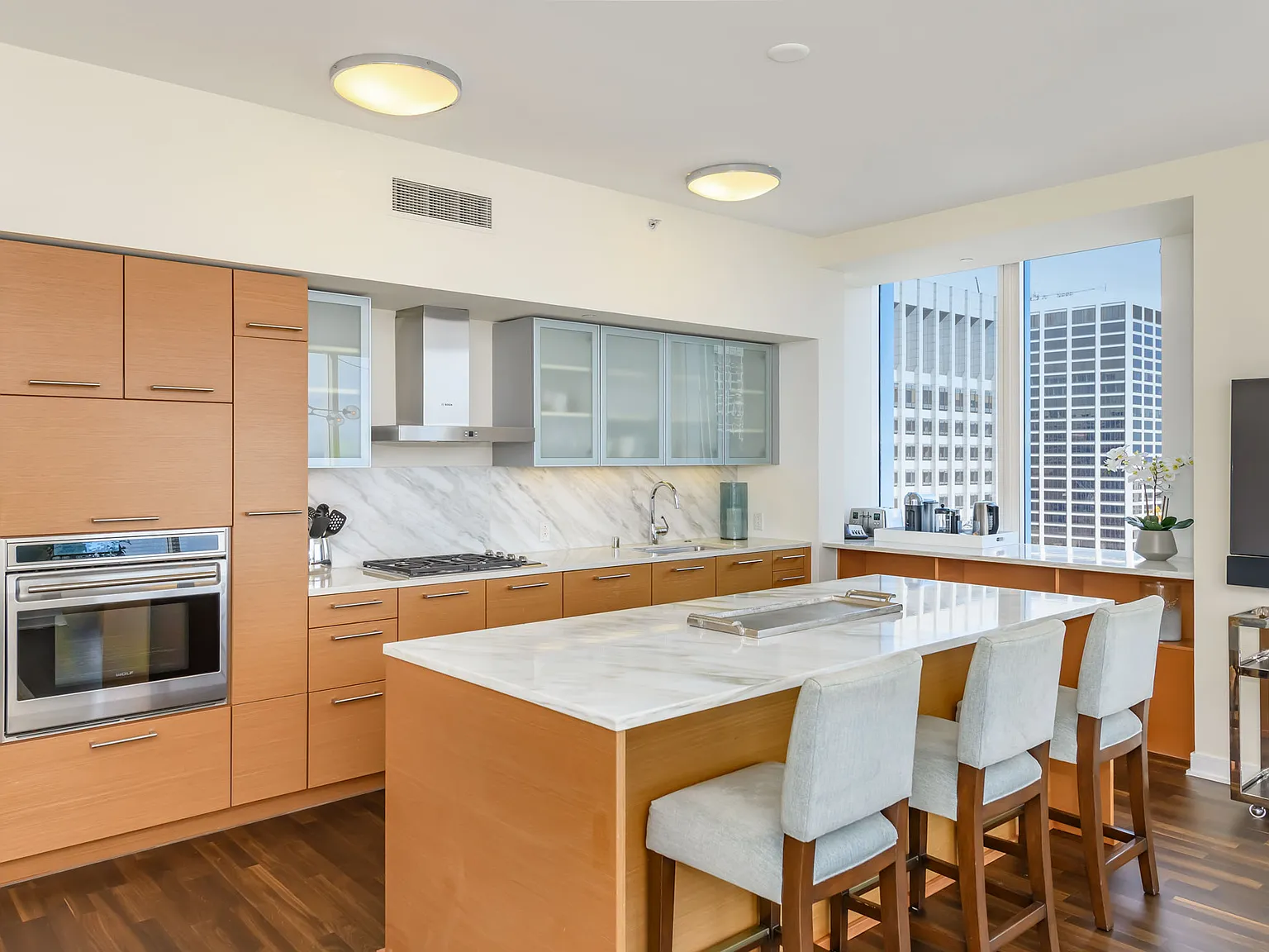 3 bed, 2000 sqft, $20,000 — Photo 4