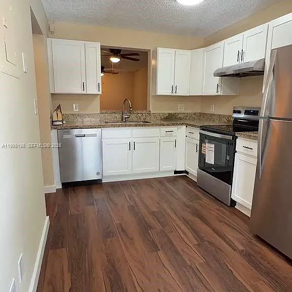 8011 Southgate Blvd #L8 — Photo 4
