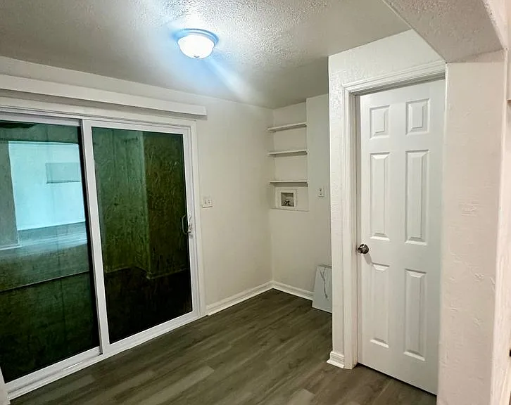 5527 Bryson Dr — Photo 6