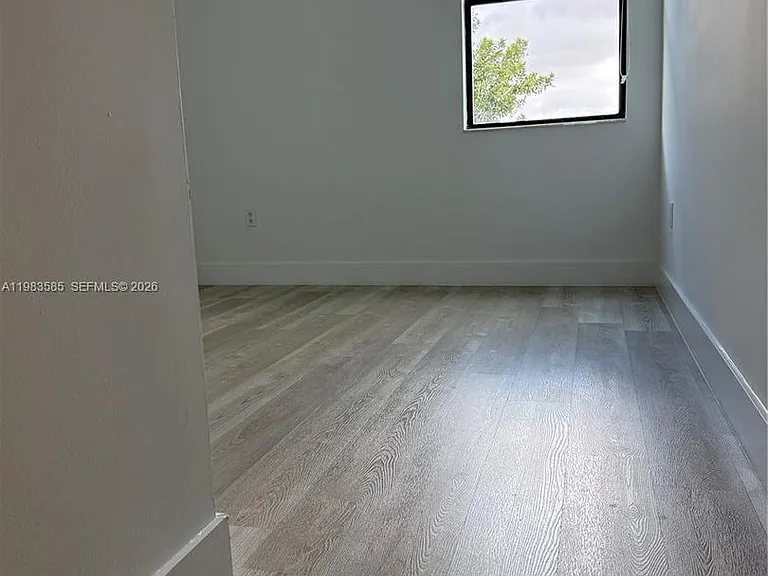 10479 NW 82nd St #10 — Photo 7