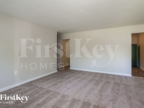 4th image of 5779 N Alton Ave