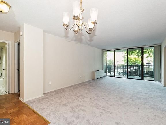 4th image of 6100 Westchester Park Dr APT L2