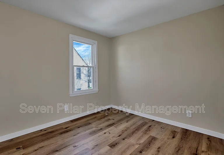406 Beechtree Rd — Photo 15