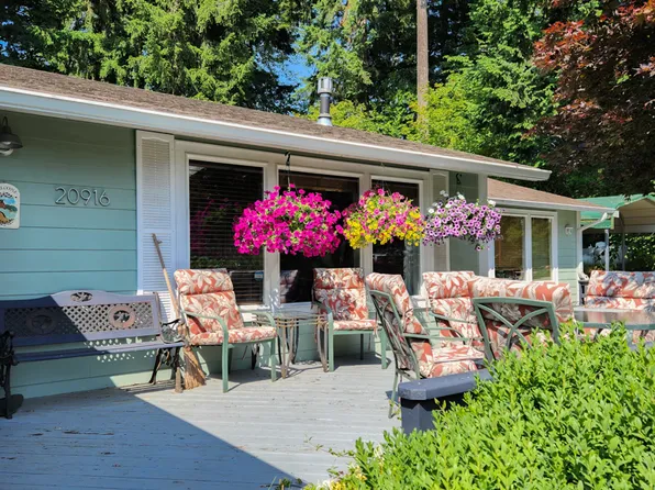 20916 Edwards Rd E, Lake Tapps, WA 98391