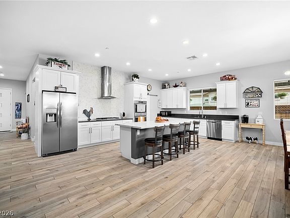 4th image of 432 N Racetrack Rd