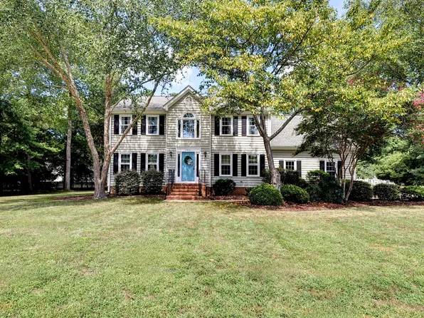 3412 Fiddlers Ridge Pkwy, Williamsburg, VA 23185