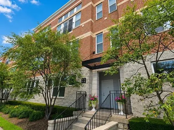 66 Clinton St, Mount Clemens, MI 48043