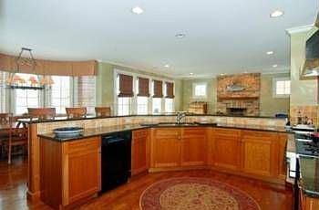 5th image of 1543 Kittyhawk Ln