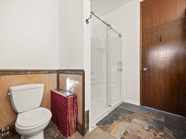 4 bedroom rental in Coquitlam — photo 12