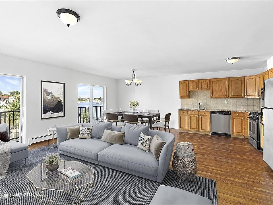 1st image of 10 Pennyfield Ave #7-2