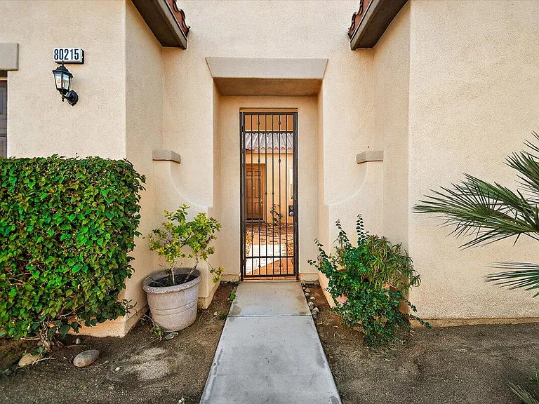 80215 Queensboro Dr #80215 — Photo 13