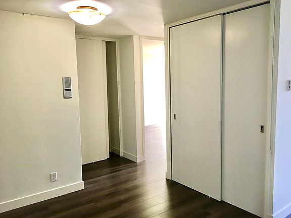 5th image of 1001 Pine St Unit 902