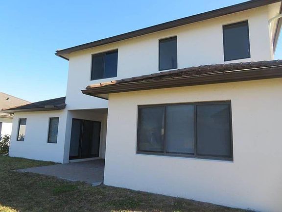 2nd image of 5059 Alonza Ave