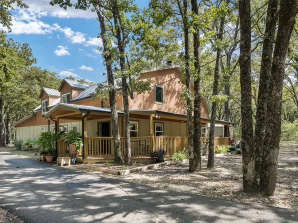 19865 Leisureland Rd, Mabank, TX 75156