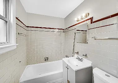 8900 S Dauphin Ave — Photo 7