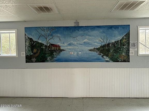 3rd image of 820 Pentecostal Campground Rd