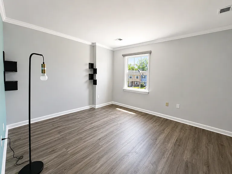 35 Vienna Ct — Photo 7