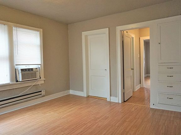 4th image of 1020 NE 18th St #4184E2397