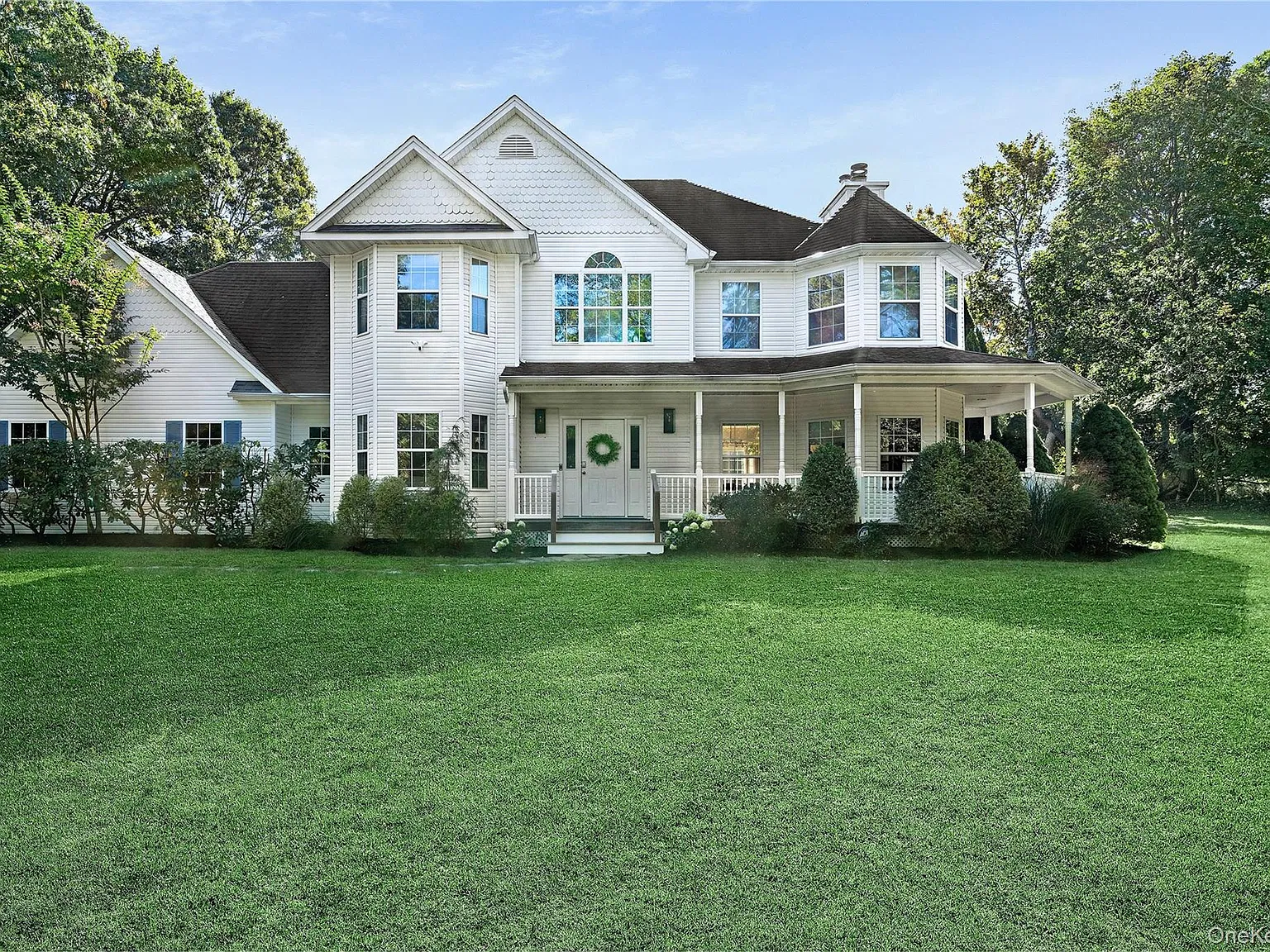 5 bed, 4.5 bath, 4500 sqft, $115,000 — Photo 1