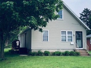 1810 S Grandview Ave, Dubuque, IA 52003