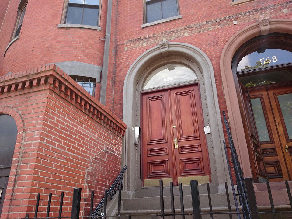 2nd image of 554 Tremont St APT 5