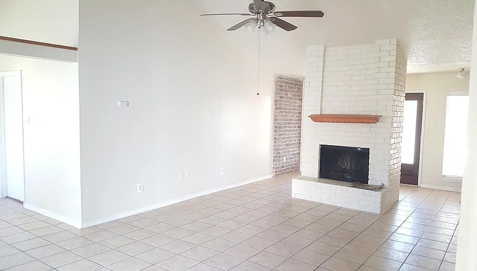 3 bed, 2.0 bath, 1675 sqft, $1,750 — Photo 3