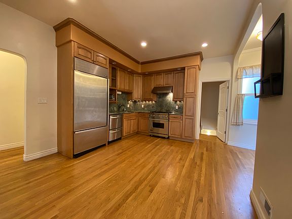 2nd image of 651 Lake St #651
