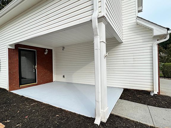 2nd image of 3158 Justice Mill Ct NW