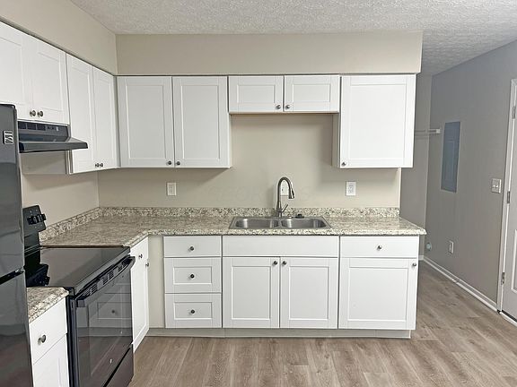 4th image of 6645 Cedar Ct