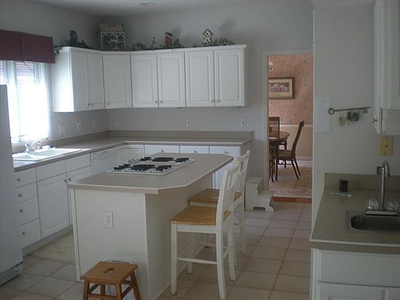 4th image of 8138 Knollcreek Cir