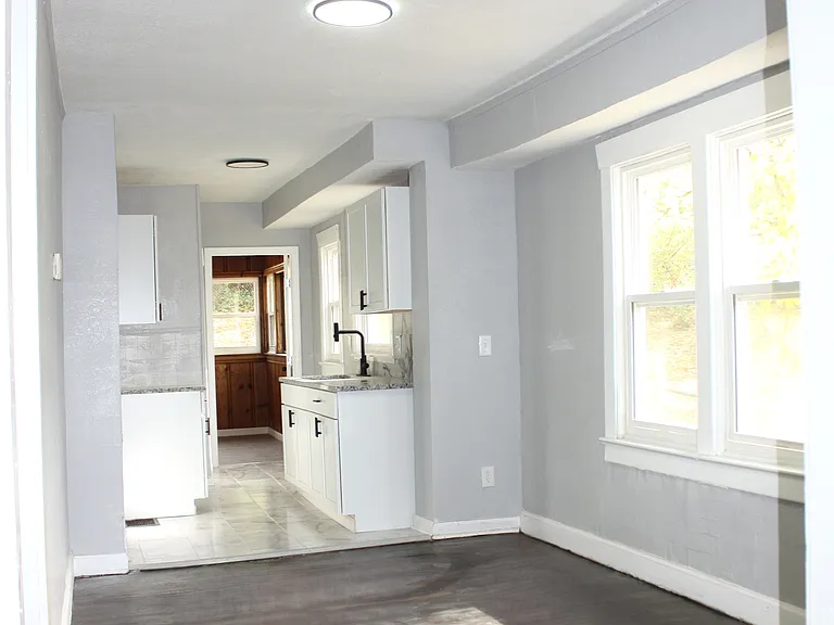 4327 Flora Ave — Photo 20