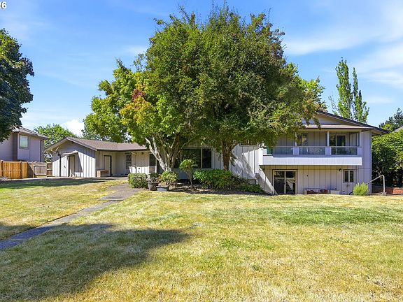 2nd image of 3585 Walton Ln