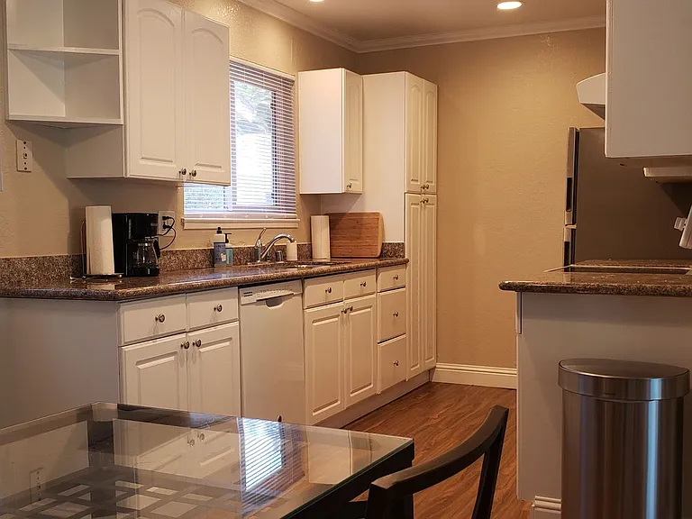 All Single Story Apartment Community — Photo 60