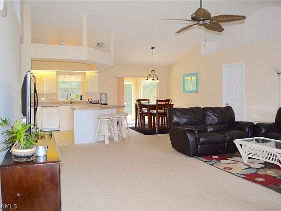 4th image of 846 Frederick Reid St E