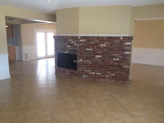 4th image of 7314 Ullom Dr