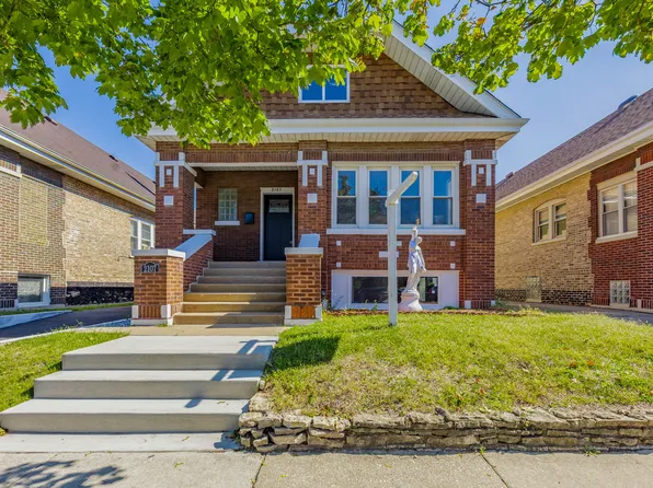 2107 East Ave, Berwyn, IL 60402