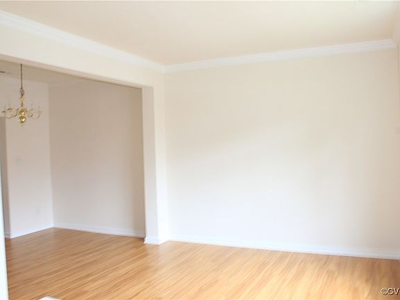 4th image of 1329 New Haven Ct