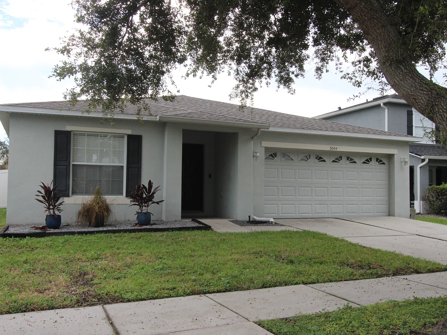 4 bed, 1934 sqft, $2,650 — Photo 2