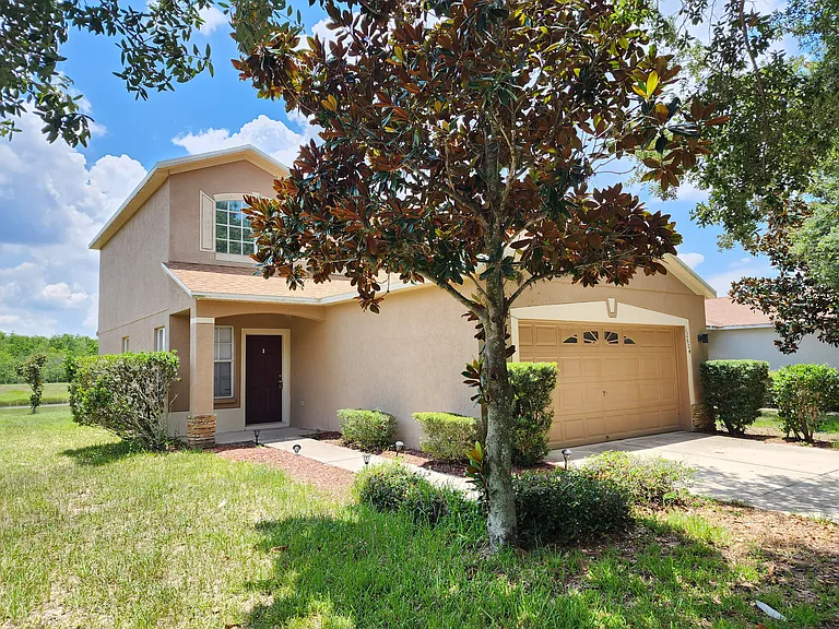 12604 Montford Ln — Photo 2