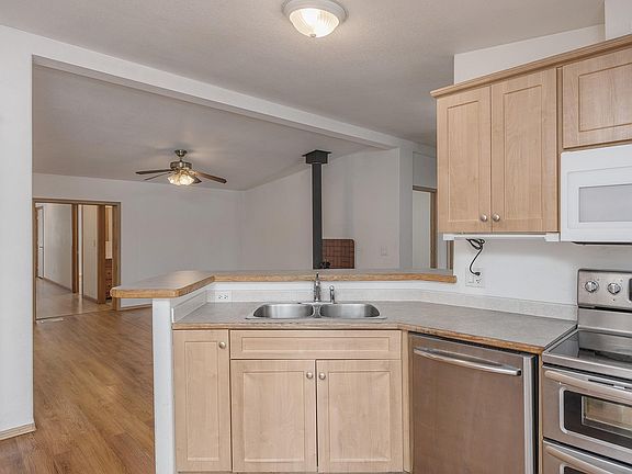 4th image of 3808 Placer Ln