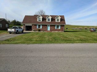 135 Mountain View Dr, Berea, KY 40403