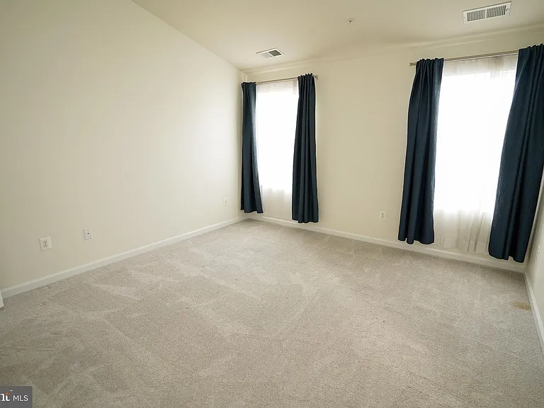 7810 Quidditch Ln — Photo 13